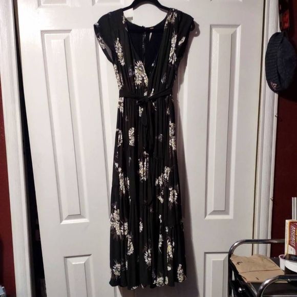 Free People All I Got Floral Tie Maxi Dress. Size 4 - Picture 3 of 9